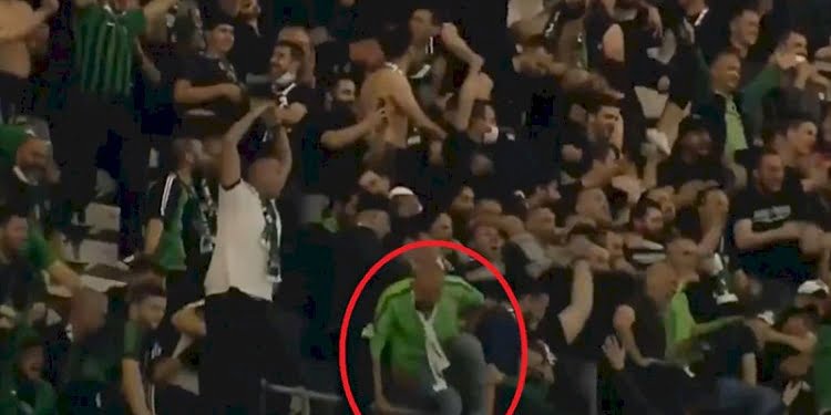 Gol sevinciyle tribünden atladı
