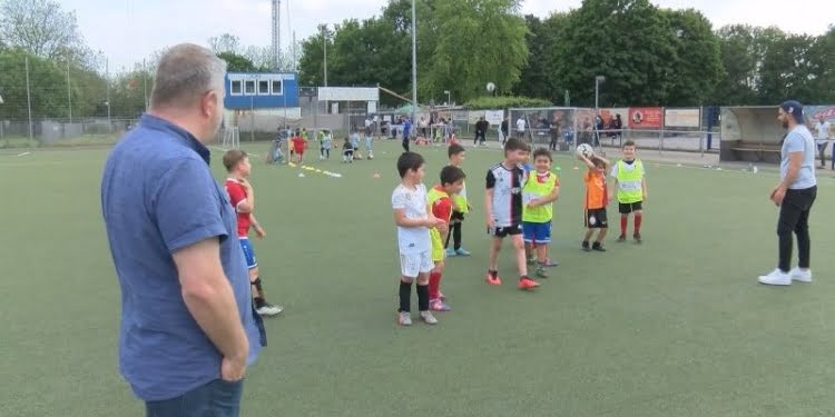 Almanya’da futbolcu fabrikası FSV Duisburg