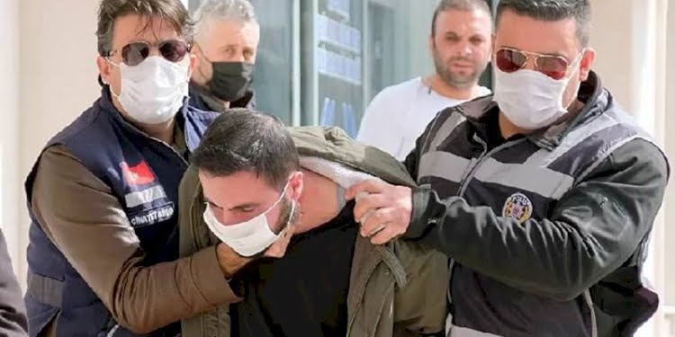 10 yaşındaki oğlunu boğarak öldüren baba, cezaevinde yaşamına son verdi