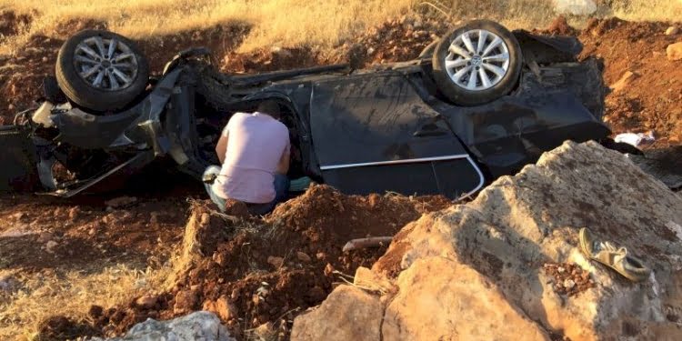 Uçuruma yuvarlanan otomobilin sürücüsünü bir gün sonra fark ettiler