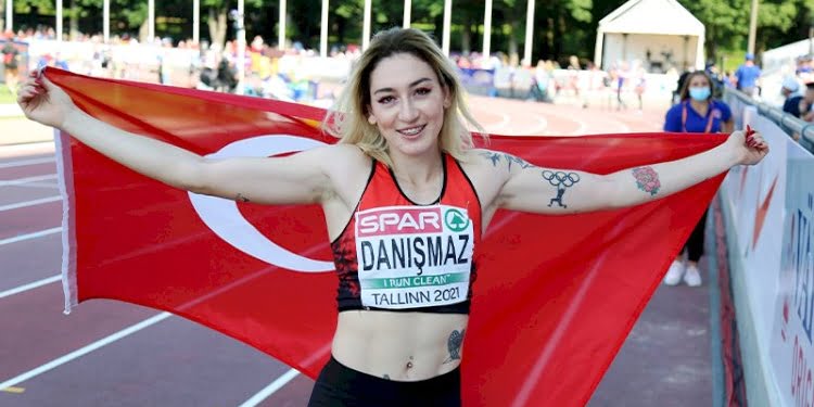 Milli atletimiz Tuğba Danışmaz, rekorla Avrupa şampiyonu oldu