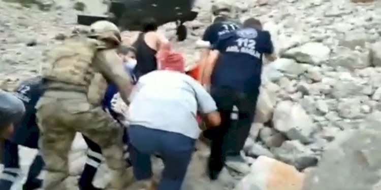 Tunceli’de ayı saldırısına uğrayan Çinli turist, askeri helikopterle hastaneye ulaştırıldı
