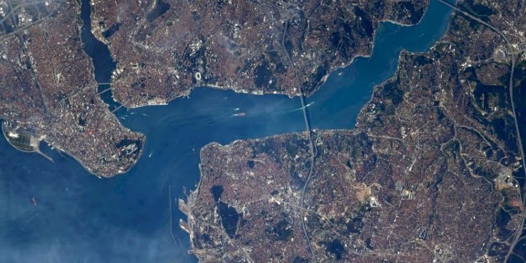 NASA astronotundan Atatürk’lü paylaşım