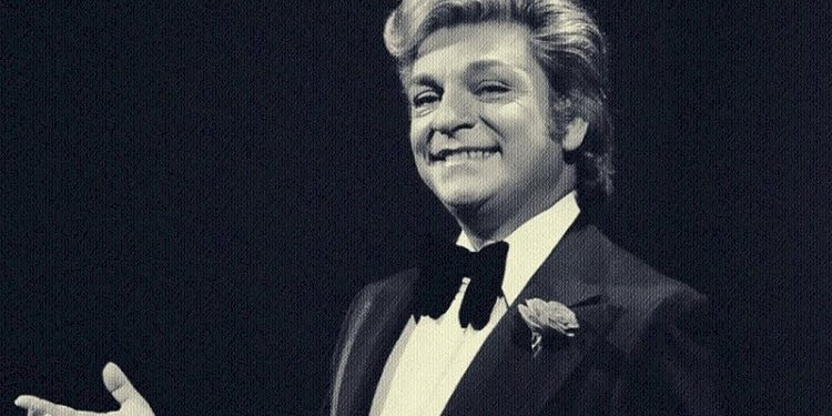 Zeki Müren’in hayatı film oluyor: Başrolde Haluk Bilginer yer alacak
