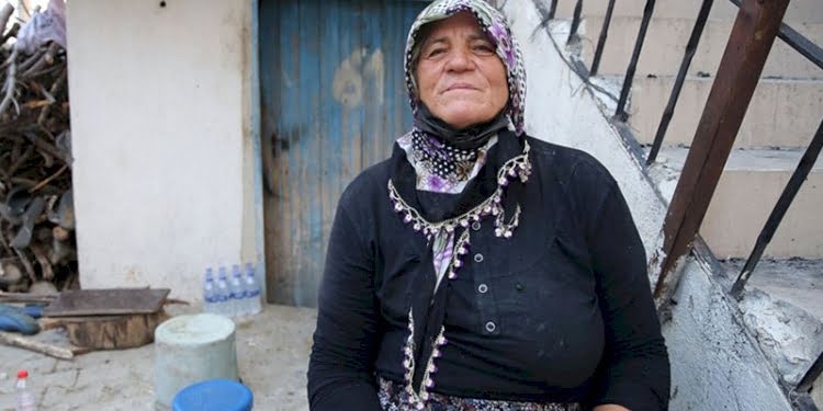 Manavgat’ta tedavi parası yanan kanser hastası kadına destek yağdı