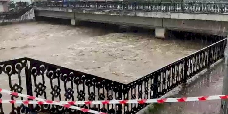Tehlike kapıda: Debi yükseldi, sele karşı uyarı anonsları yapıldı