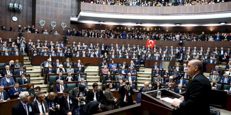 AKP’nin kuruluş yıl dönümü etkinliklerine erteleme