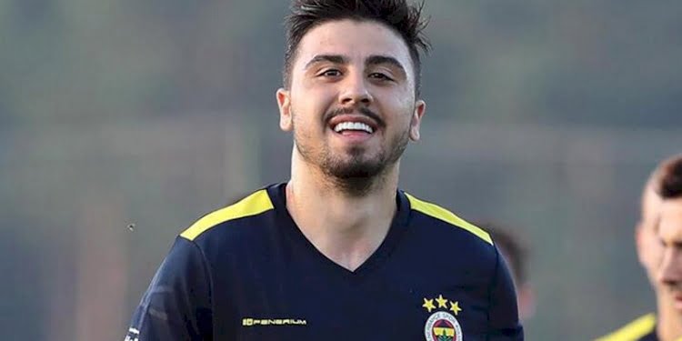 Ozan Tufan’dan Fenerbahçe’ye veda mesajı