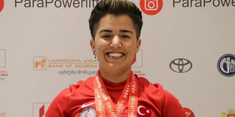 Milli sporcumuz Besra Duman’dan bronz madalya