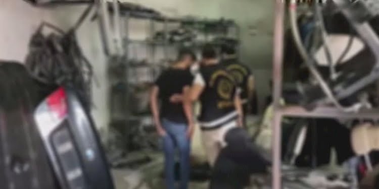 Beşiktaş Kulübü Başkanı Çebi’nin lüks otomobilinin çalındığı anlar kamerada