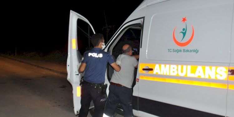 Hastane önünden ambulansı kaçırdı, o anlar kameralara böyle yansıdı