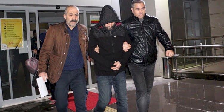 Yargıtay küfrü indirim sebebi saydı, cinayet sanığının cezası 15 yıla düşürüldü