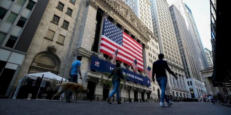 Güven dibi gördü! Amerikalılar: Ülke yanlış yolda ilerliyor