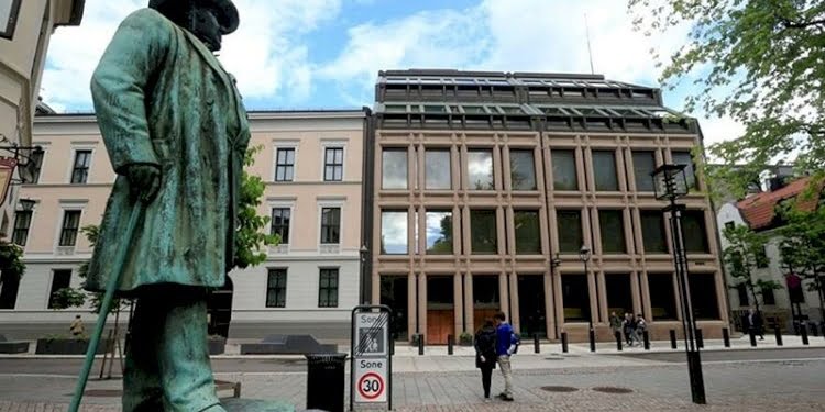 Norveç’te tüm koronavirüs önlemleri kaldırıldı