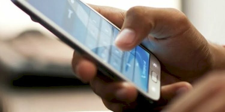 Porno içerikleri durdurmak için cep telefonu mağazalarına bomba yerleştirdi