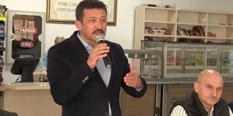Devletin öğrenci yurdunda siyasi propaganda!