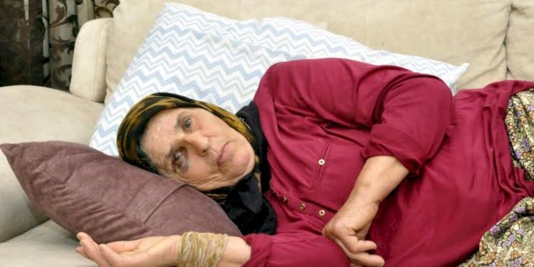 ‘Su’ yüzünden yaşlı kadını öldüresiye dövdü