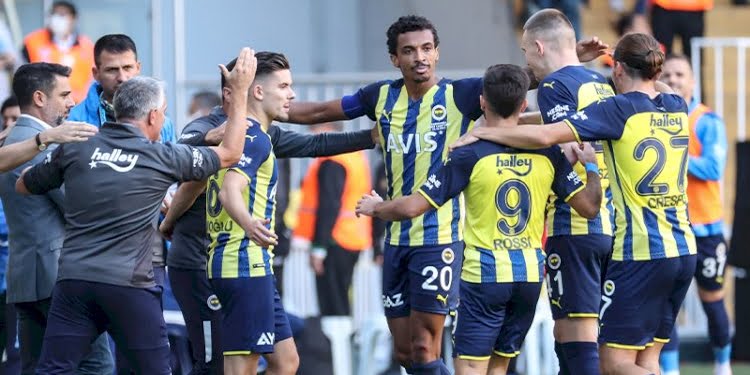 Fenerbahçe zirveyi bırakmadı