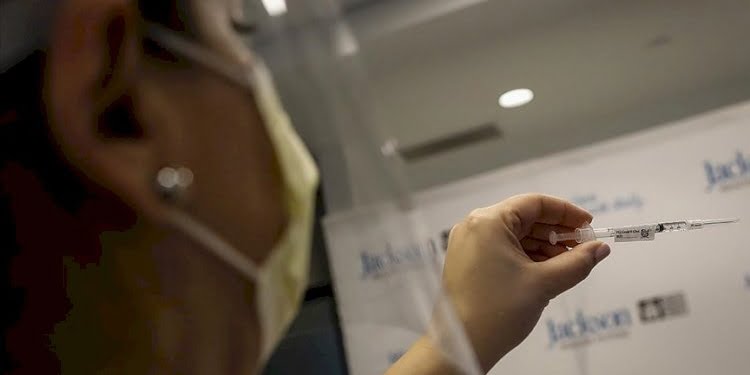 İsveç gençlerde koronavirüs aşısını durdurdu