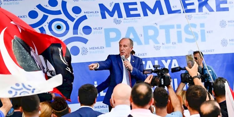 Muharrem İnce’yi kaldırımda o halde görenler şaşırdı