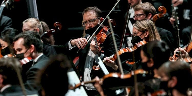 Londra Filarmoni Orkestrası, AKM’de müzikseverlerle bir araya geldi