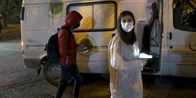 Test sonucunu beklemeden bindiği otobüste pozitif olduğu ortaya çıktı