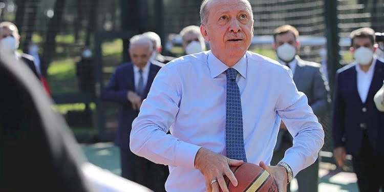 Erdoğan’ın basketbol maçından yeni görüntüler