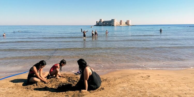 Kasım ayında Kız Kalesi manzaralı deniz keyfi