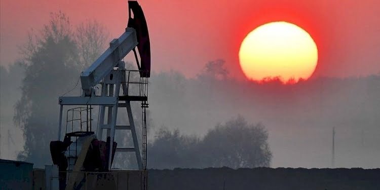 Petrol fiyatlarında günlük kayıp yüzde 10’u aştı
