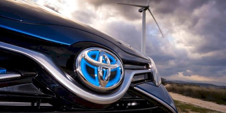 Toyota’dan sıfır otomobillere yüksek kur zammı