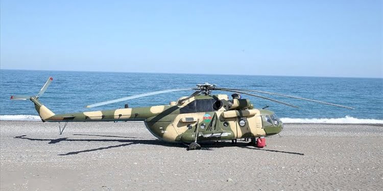 Azerbaycan’da askeri helikopter düştü: Ölü ve yaralılar var