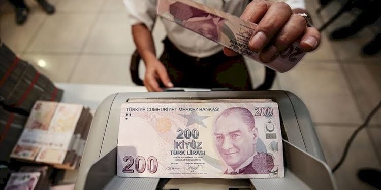 Parasını bankaya TL olarak yatıranlar yıl sonu kârda mı zararda mı?