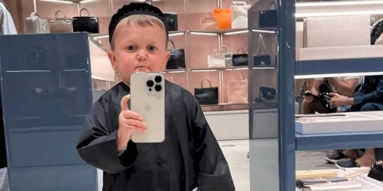 Instagram ünlüsü ile ilgili şoke edici iddia: Kadınları tehdit ediyor