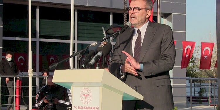 AKP’li Ünal, ‘açılışa neden kimse gelmedi’ diye sorunca çiftçiden yanıtını aldı!