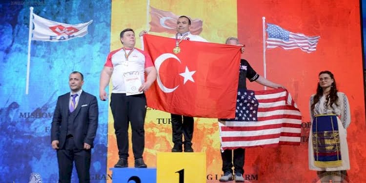 Türk sporcunun bileğini dünya yine bükemedi