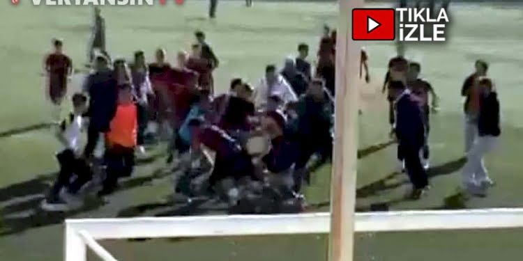 Futbol maçında tekme ve yumruklu kavga