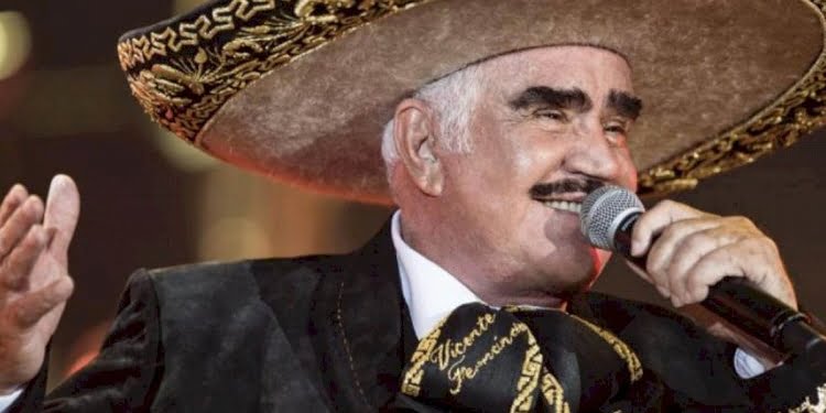 Meksikalı ünlü şarkıcı Vicente Fernandez hayatını kaybetti