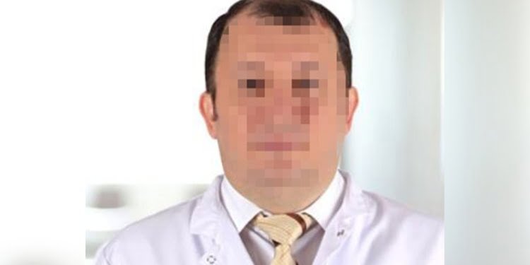 Hemşirelerden doktora taciz suçlaması: Kapı deliğinden baktığımda göz göze geldik