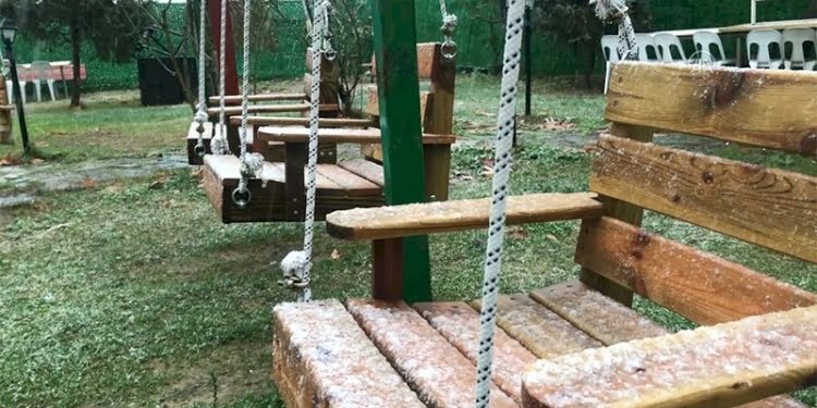 İstanbul’da kar yağışı başladı… İşte yurttan kar manzaraları