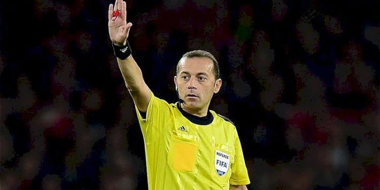 FIFA’dan Cüneyt Çakır’a davet