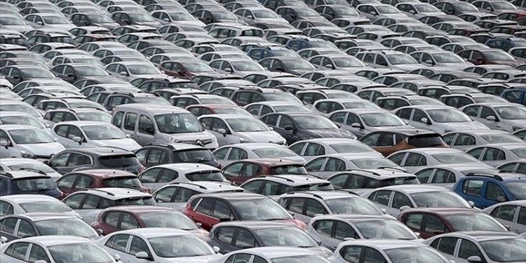 İkinci el otomobil satışları durma noktasına geldi!