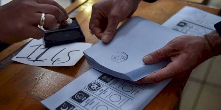Ünlü anketçiden ‘baskın seçim’ iddiası! Tarih de verdi