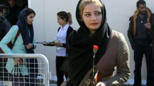iranlikadinlar-300x169-1