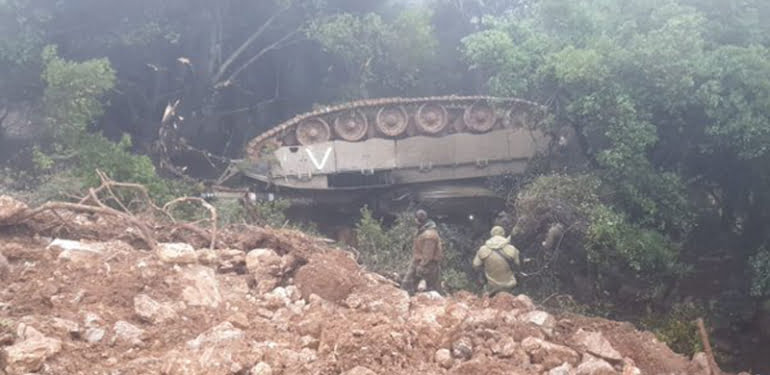 İsrail tankı tepetaklak devrildi! Tatbikat durduruldu
