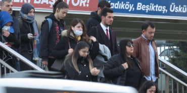 istanbulda-vatandaslardan-toplu-ulasimda-maskeli-onlem-veryansintv