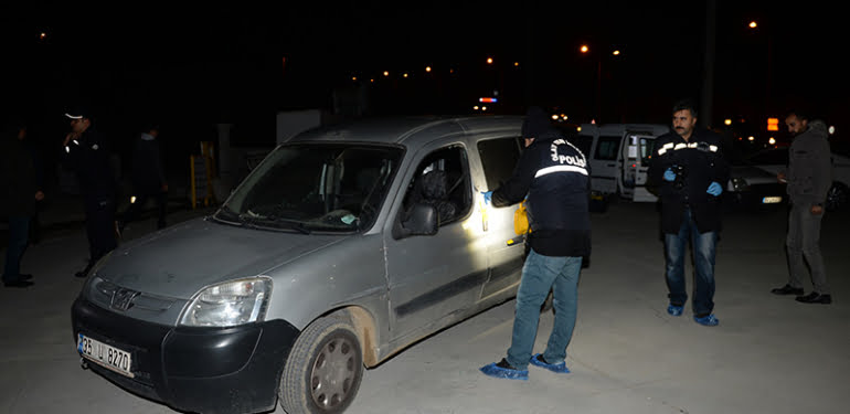 İYİ Parti Uşak Merkez İlçe Başkanı Hakan Savaş, ışıkt