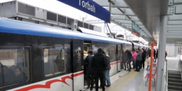izmir-de-ulasim-muhtarlara-ucretsiz-olacak