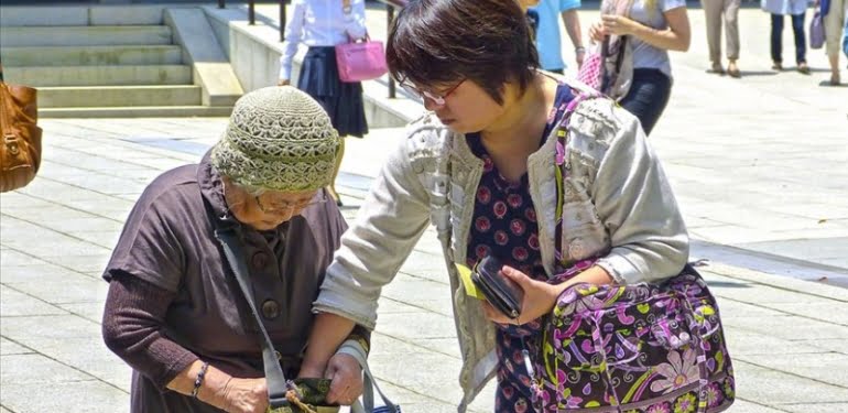 japonya-yasli-nufus
