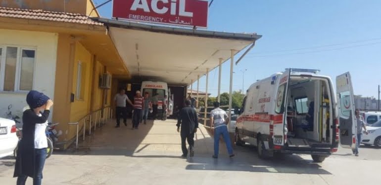 kacak-gocmenleri-tasiyan-askeri-arac-devrildi-6-olu-2si-asker-27-yarali-2-yeniden_6230_dhaphoto4-e1569311748408