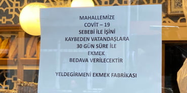 kadikoyde-koronavius-nedeniyle-issiz-kalanlara-bedava-ekmek-veriyor-veryansintv-2